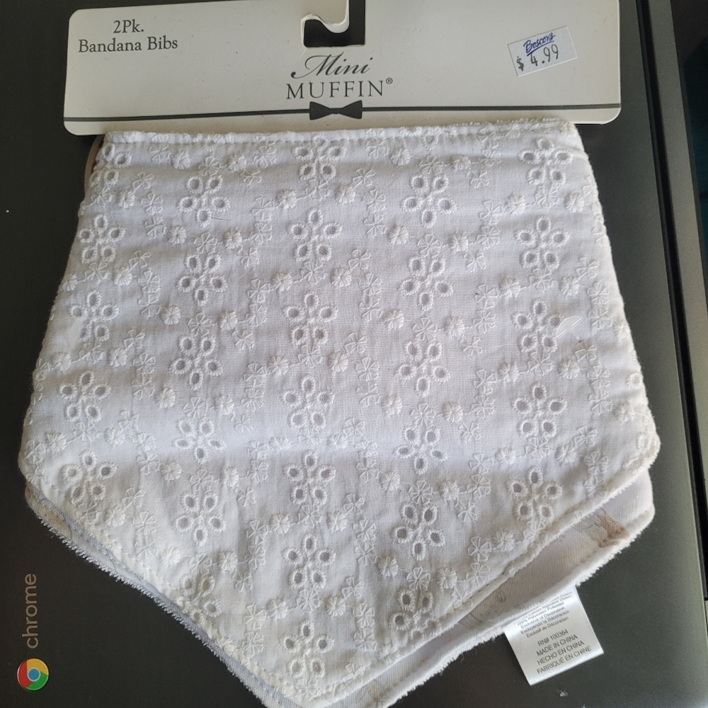 Mini Muffin 2 pack Banana Bibs